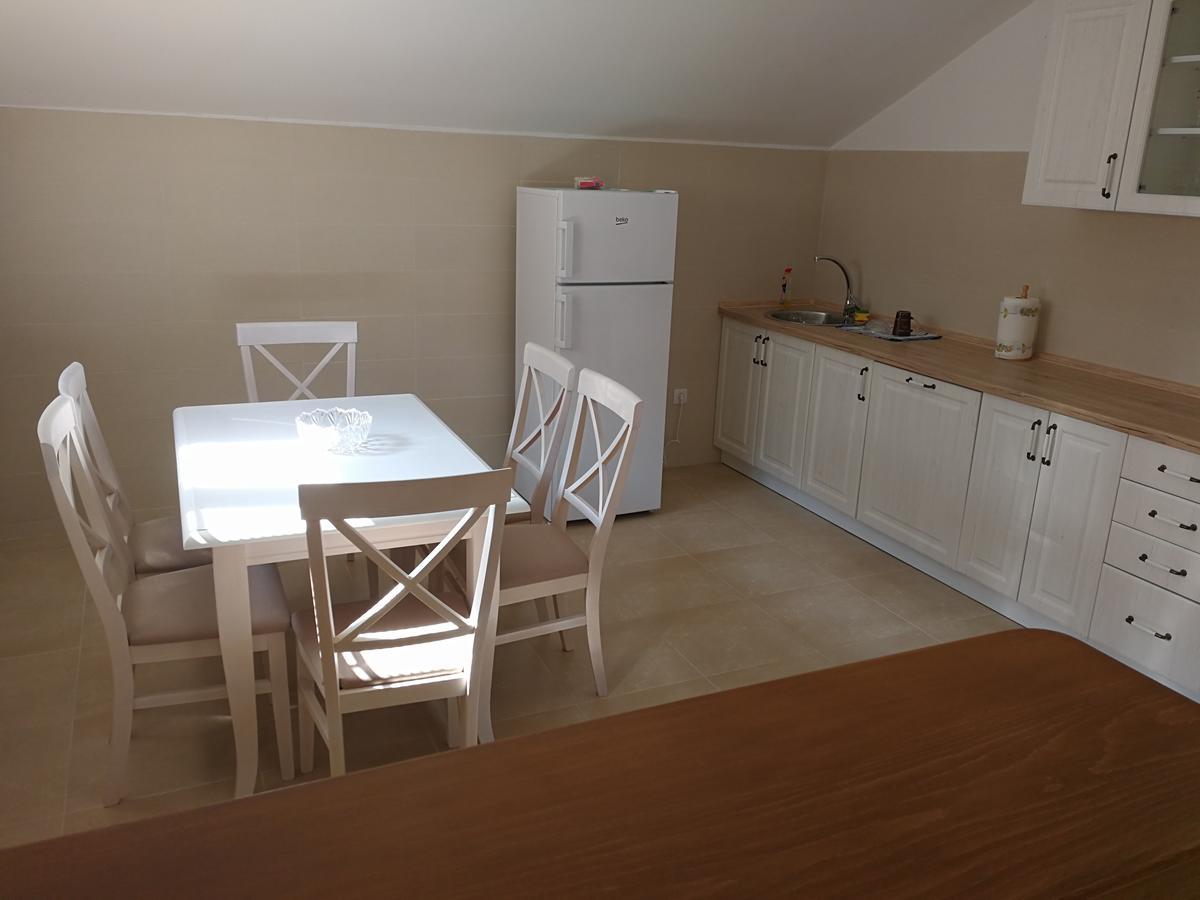 Apartment Misulino Kotor Bagian luar foto