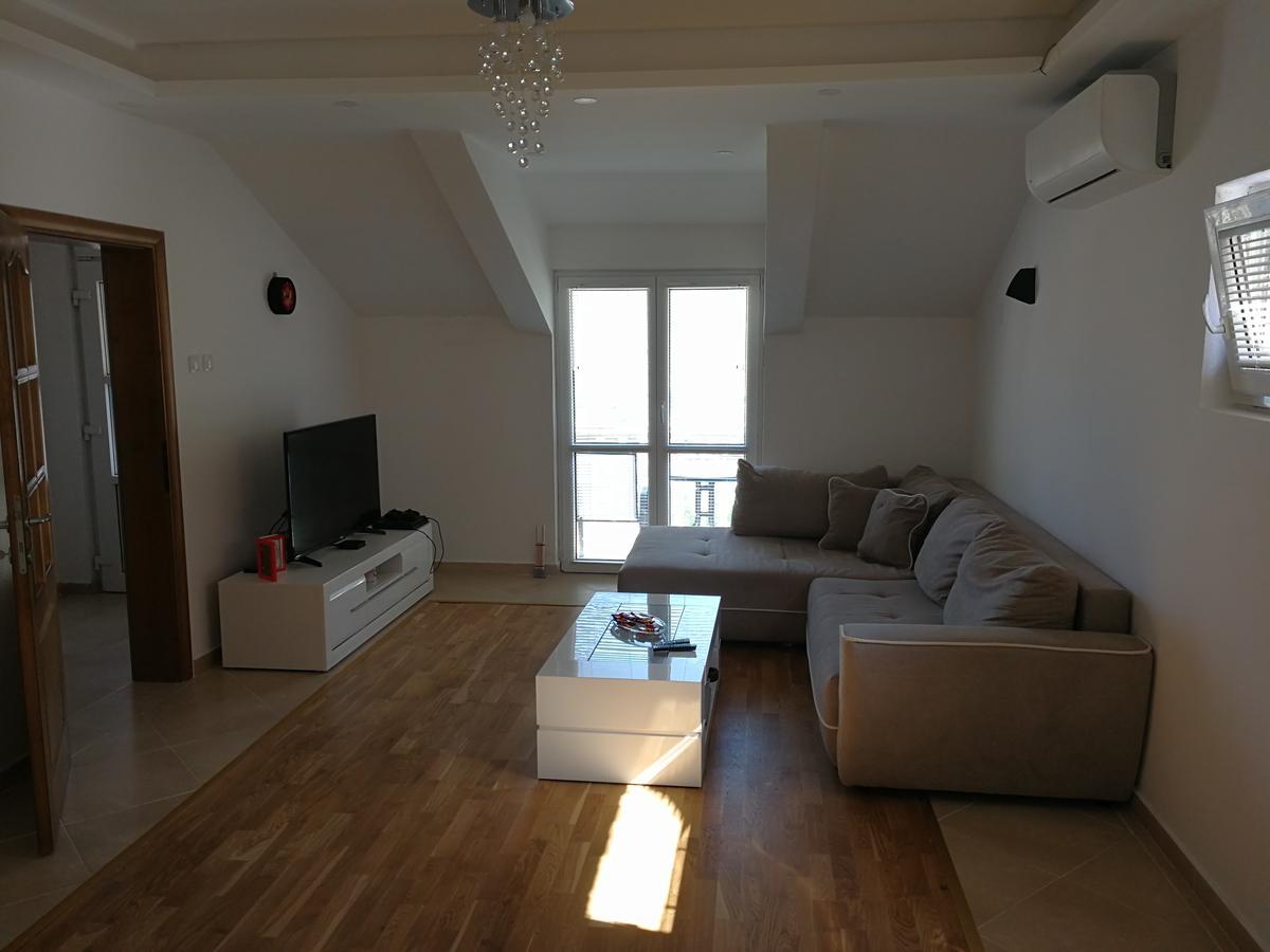 Apartment Misulino Kotor Bagian luar foto