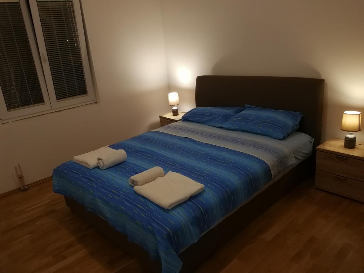Apartment Misulino Kotor Bagian luar foto