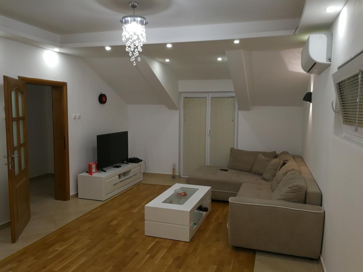 Apartment Misulino Kotor Bagian luar foto
